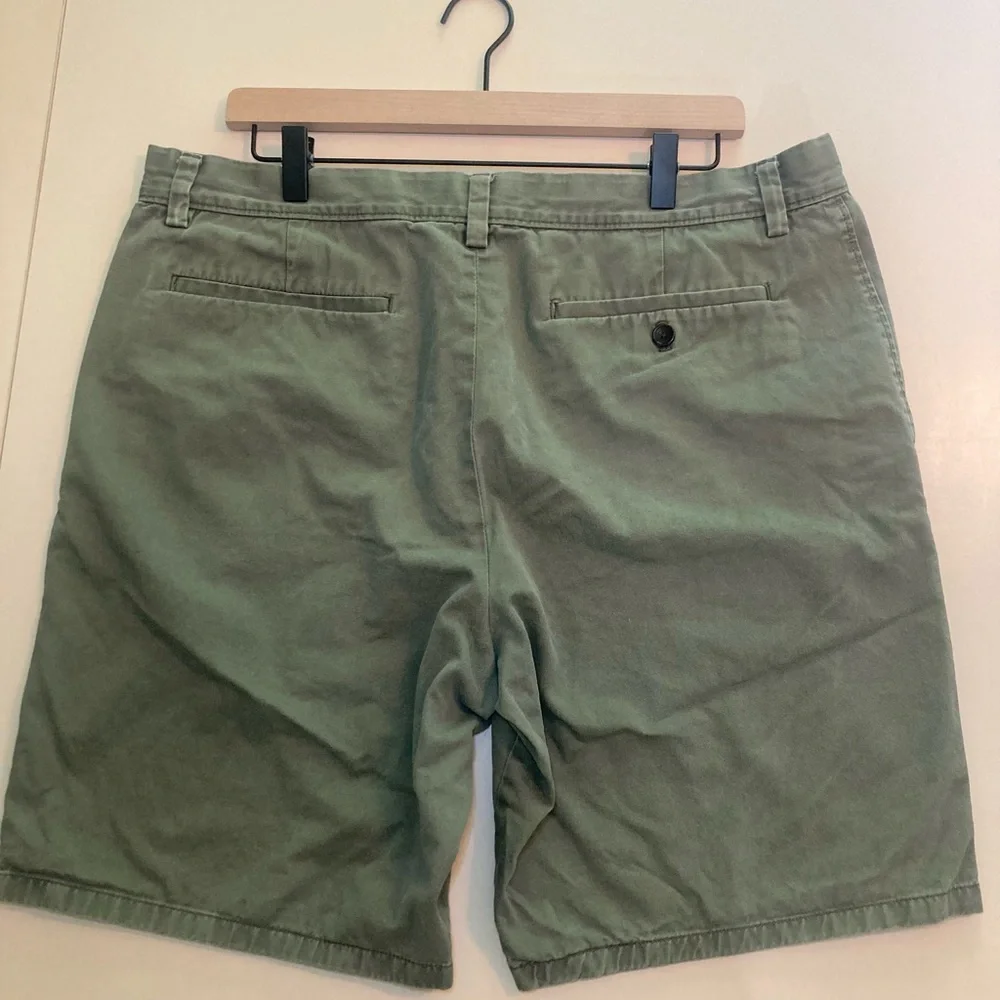 Banana Republic Aiden Shorts (2 pairs) Blue & Olive